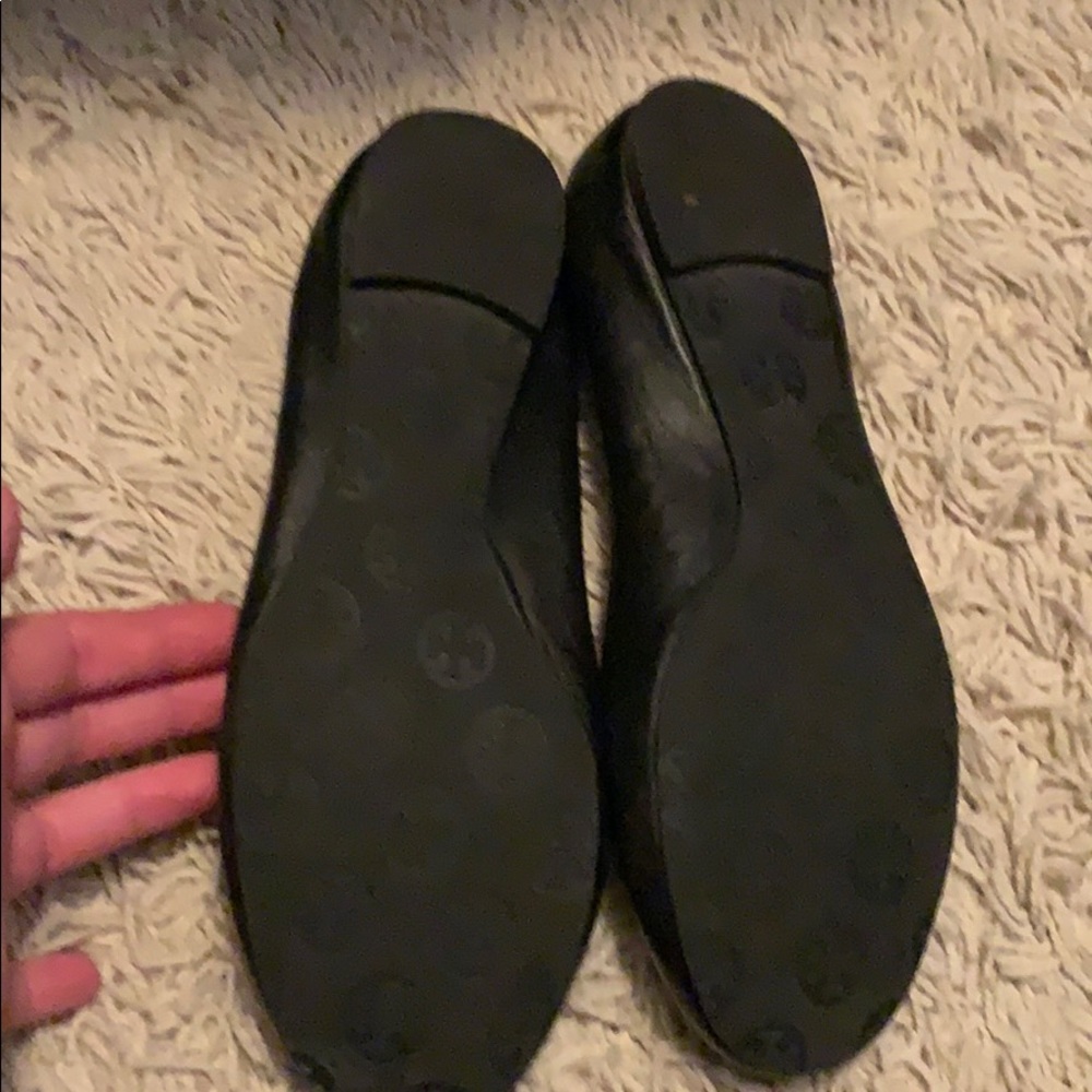 Tory Burch flats- Riva (black and gold 8) - Picture 6 of 16